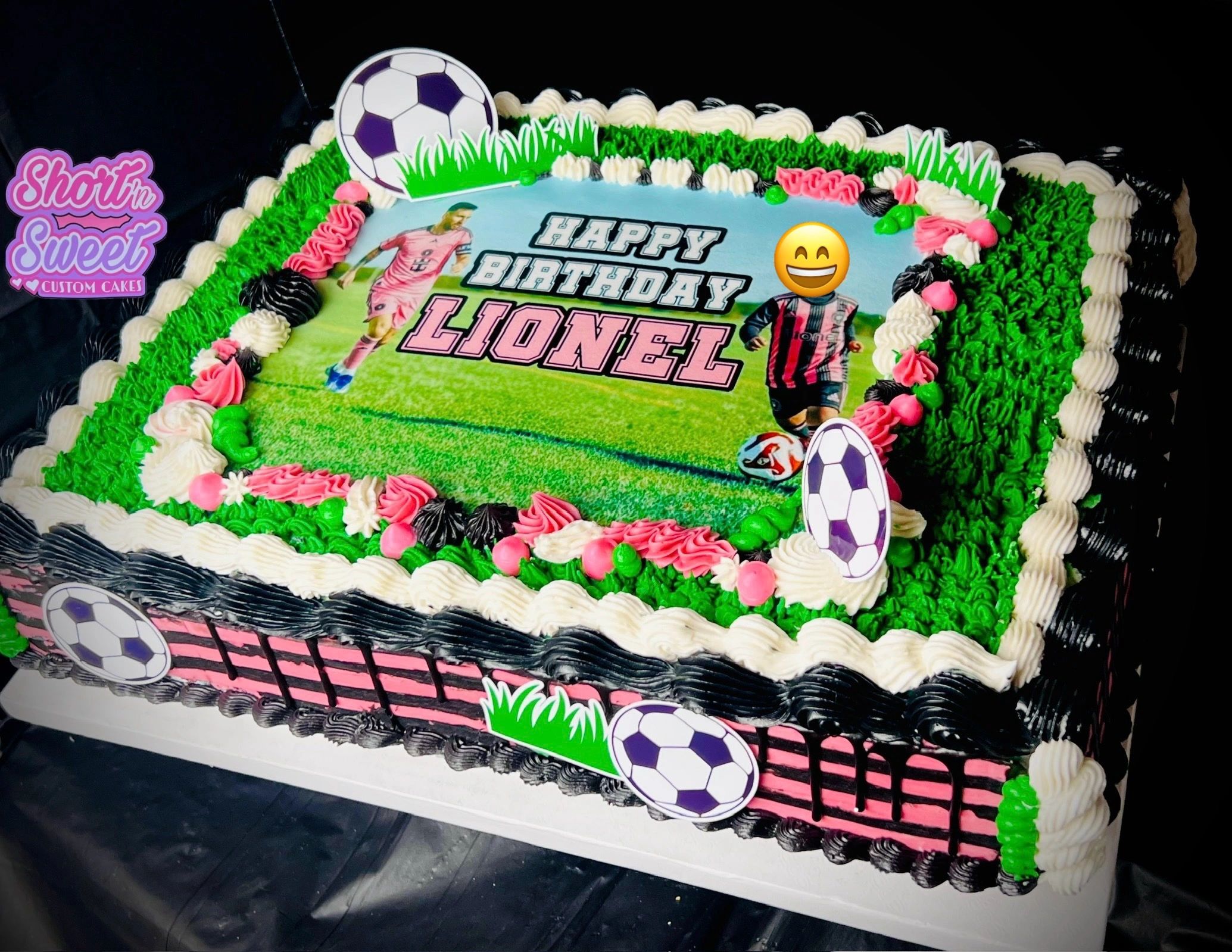 Custom edible image decorations